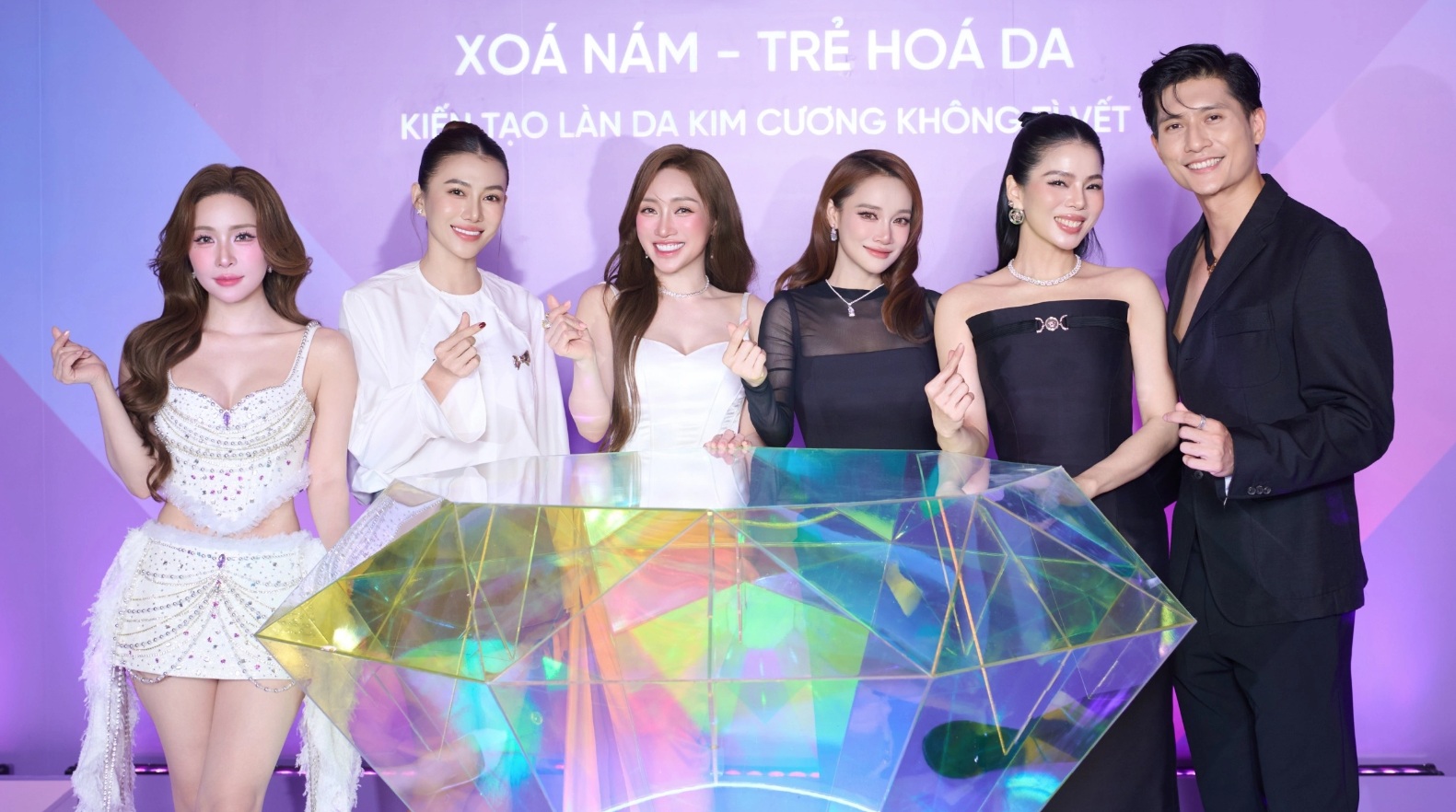 dan sao viet tai su kien ra mat nanocell diamond lavenderbychang 2 - lavender by chang