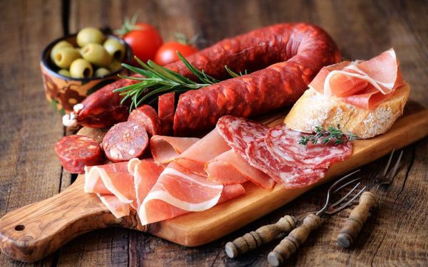 Thực phẩm chế biến sẵn không phù hợp với những người đang ăn kiêng